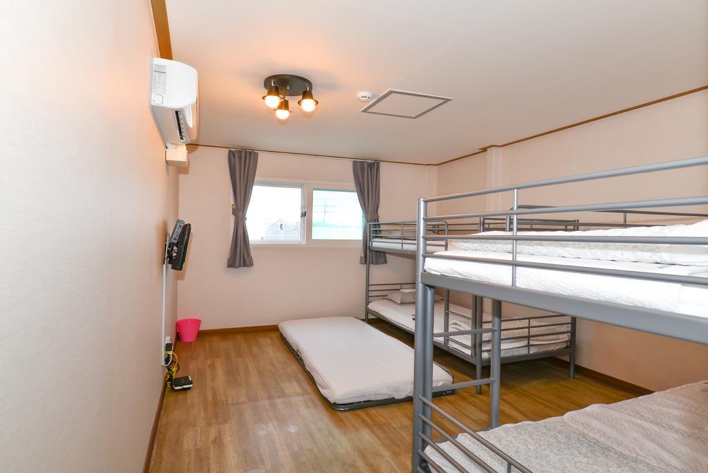 Story House Hotell Sokcho Exteriör bild